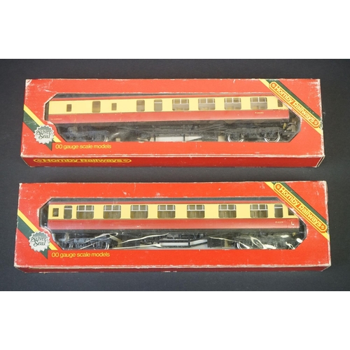 49 - 26 Boxed OO gauge items of rolling stock to include 14 x Airfix, 6 x Hornby, 3 x Wrenn Super Detail,... 