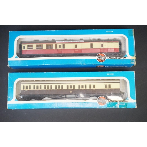 49 - 26 Boxed OO gauge items of rolling stock to include 14 x Airfix, 6 x Hornby, 3 x Wrenn Super Detail,... 