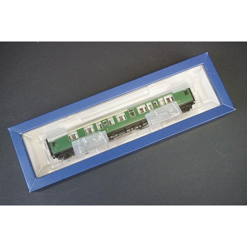 53 - Boxed Bachmann OO gauge 31-426A Late SR Multiple Unit Green with yellow warning panels 4 Car EMU Set