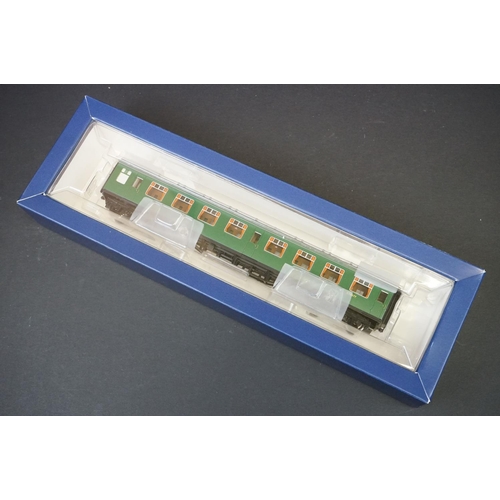 53 - Boxed Bachmann OO gauge 31-426A Late SR Multiple Unit Green with yellow warning panels 4 Car EMU Set