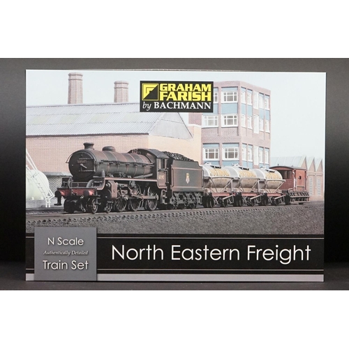 Graham farish north store eastern freight