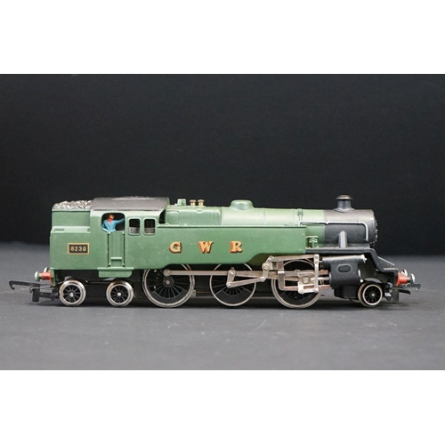 64 - Boxed Wrenn OO gauge W2220 2-6-4 Tank GWR locomotive