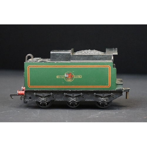 66 - Two OO gauge locomotives to include Hornby Dublo 4-6-2 Barnstable and Wrenn 2-6-4 BR 80033