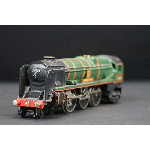 66 - Two OO gauge locomotives to include Hornby Dublo 4-6-2 Barnstable and Wrenn 2-6-4 BR 80033