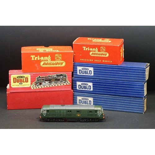 70 - Group of OO & Hornby Dublo model railway to include boxed Hornby Dublo 2218 2-6-4 Tank Locomotive, b... 