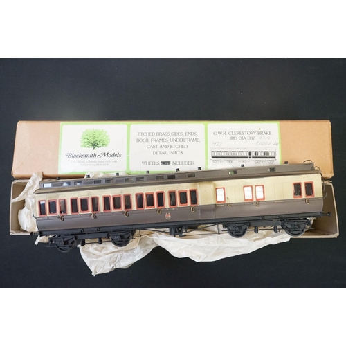 100 - 19 O gauge items of kit built rolling stock in boxes featuring Slaters, Parkside Dundas, Andrews, Bl... 