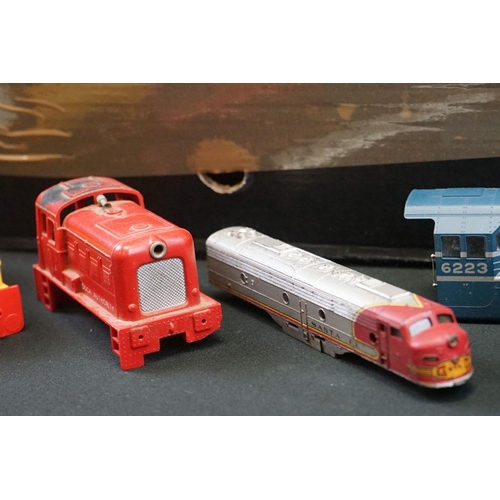 108 - Around 70 OO gauge locomotive shell bodies featuring various makers and models to include Hornby  Th... 