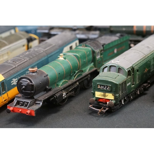 110 - 19 OO gauge locomotives to include Hornby Virgin Lady in Red, Airfix Royal Scot etc, condition varie... 