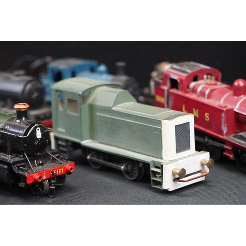 110 - 19 OO gauge locomotives to include Hornby Virgin Lady in Red, Airfix Royal Scot etc, condition varie... 