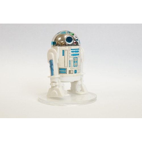 1681 - Star Wars - 10 Original Last 17 figures to include Death Star Gunner (with blaster), EV-9D9, Luke Sk... 