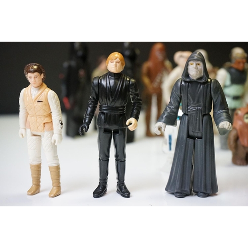 1688 - Star Wars - 30 play worn Star Wars figures to include 2 x Luke Skywalker (Jedi Knight), Nien Nunb, P... 