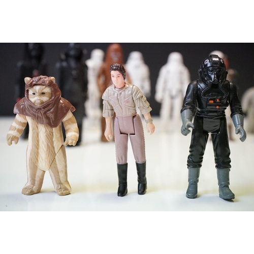 1688 - Star Wars - 30 play worn Star Wars figures to include 2 x Luke Skywalker (Jedi Knight), Nien Nunb, P... 