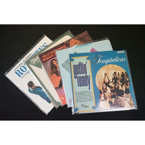 111 - Vinyl - 35 Soul / Funk LPs including The Supremes, Temptations, Martha & The Vandellas, Ike & Tina T... 