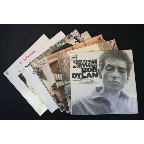 121 - Vinyl / CD’s – 26 Bob Dylan albums and 2 Box sets spanning his career to include The Times They Are ... 