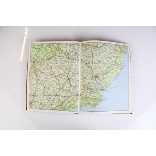 360 - Large group of maps, mostly Ordnance Survey examples, also includes Bartholomew, Ian Allen railway e... 