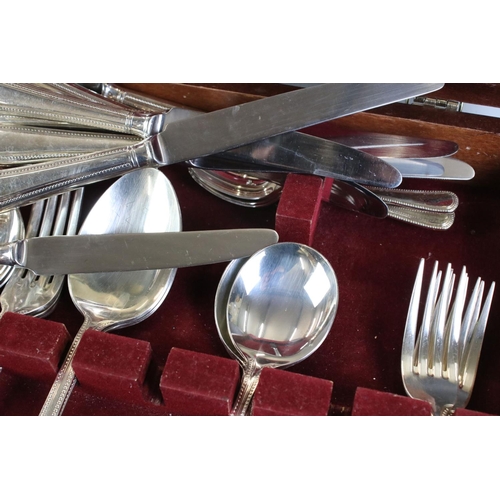 432 - Viners Part Canteen of Silver Plated Cutlery