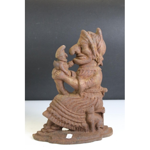 437 - Pair of 19th century Cast Iron ' Mr Punch and Judy ' Doorstops, 27cm high