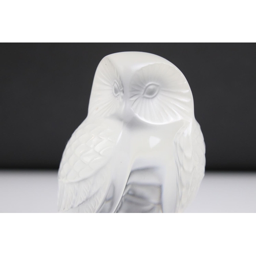 86 - Lalique ‘Chouette ‘ Glass Paperweight in the form of an Owl, label and etched mark to base, 9.5cm hi... 