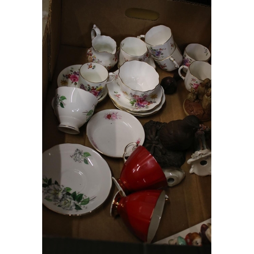 94 - Royal Crown Derby Posies 5 Tea Cups and 4 Saucers, Coffee Can and 2 Saucers, 2 Jugs, Sugar Bowl, Tri... 