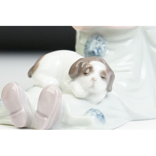 25 - Three Lladro porcelain clown figures to include 5277 Pierrot With Puppy, 5812 Tired Friend and 5278 ... 