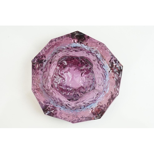 27 - Two Murano textured glass ashtrays to include a faceted geometric example in an amethyst colourway (... 