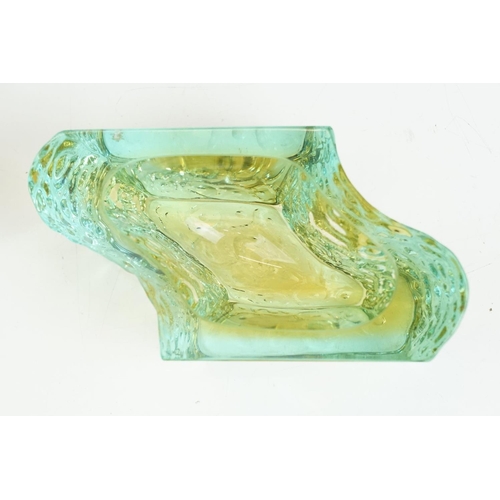 27 - Two Murano textured glass ashtrays to include a faceted geometric example in an amethyst colourway (... 