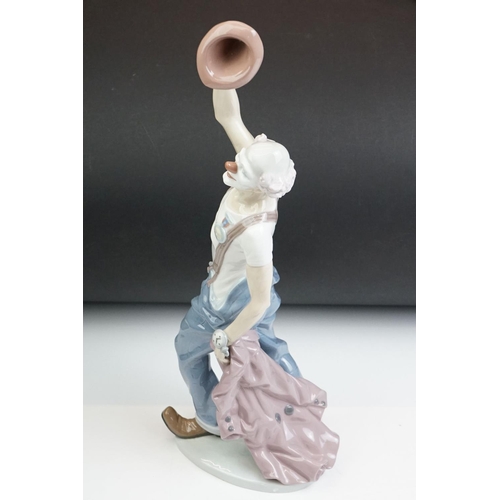 28 - Lladro ' Hats Off to Fun ' porcelain clown figure, model no. 5765, 42.5cm tall