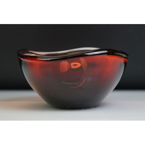 38 - Whitefriars Green Glass Bubble Control Lipped Bowl, 10cm diameter together with two Red Glass Bowls