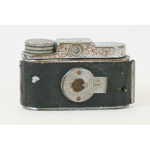 270 - A mid 20th century Mycro miniature camera.