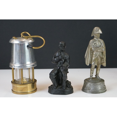 300 - A group of mixed collectables to include military figures and a miniature miners lamp.