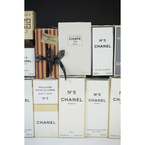 303 - A large collection of mixed scents & perfumes to include Chanel, Lacoste and Christian D'ior example... 