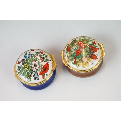 338 - A collection of approx fourteen enamel trinket boxes to include Halcyon Days examples.