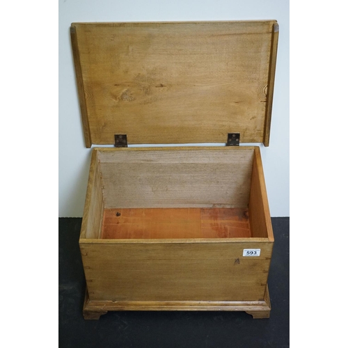 593 - Ash blanket box on bracket feet, 48cm long x 29cm high