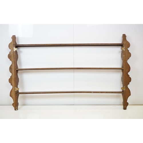 614 - 19th / Early 20th century Oak Hanging Dresser / Plate Shelves with shaped ends, 84cm high x 137cm lo... 