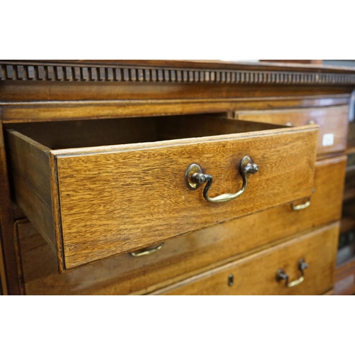 616 - George III Mahogany Chest on Chest, the upper section comprising two short over three long drawers w... 