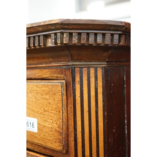 616 - George III Mahogany Chest on Chest, the upper section comprising two short over three long drawers w... 