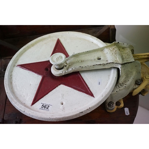 562 - Late 19th / Early 20th century Beatty Bros ' Red Star ' Washing Machine, pine with iron fittings, 58... 