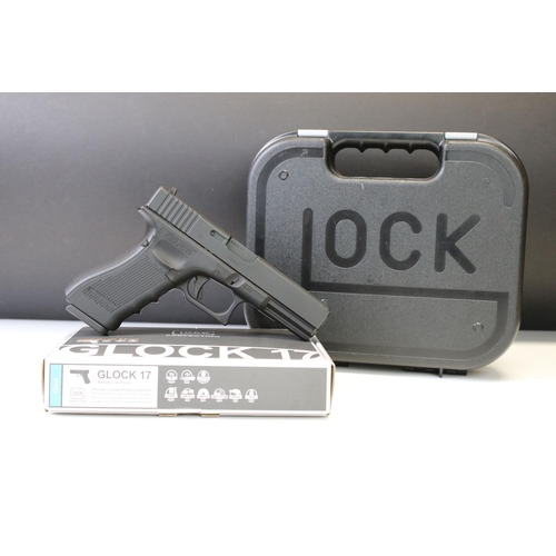 107 - A Glock 17 4.5mm / .177 Cal. C02 Powered Air Pistol With Original Box, Instruction And Hard Case. No... 