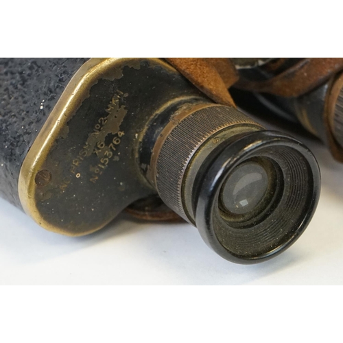 18 - A Pair Of World War Two British Military Issued Kershaw Binoculars, Marked With The British Broad Ar... 