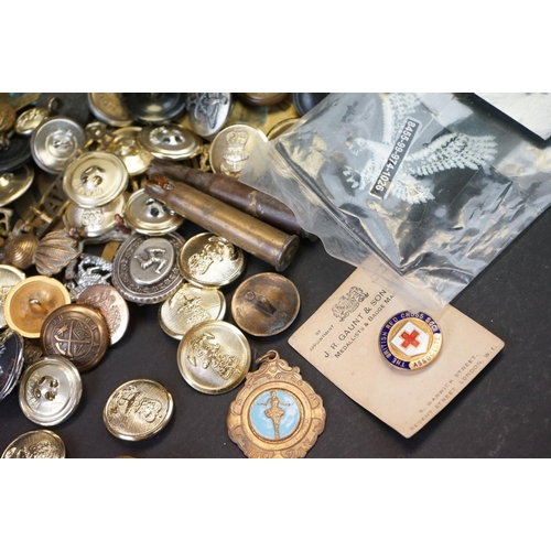 21 - A large Mixed Collection Of Mainly British Military Buttons, Cap Badges, Cloth Badges And Title Badg... 