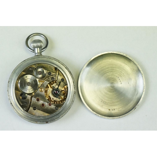 27 - A British Military Issued World War Two G.S/T.P Pocket Watch No.172746, Maker Marked Helvetia And St... 