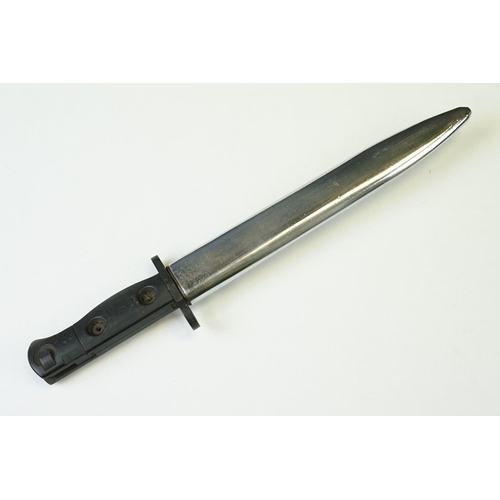 33 - A British Military L1A3 SLR Rifle Bayonet Complete With Scabbard.