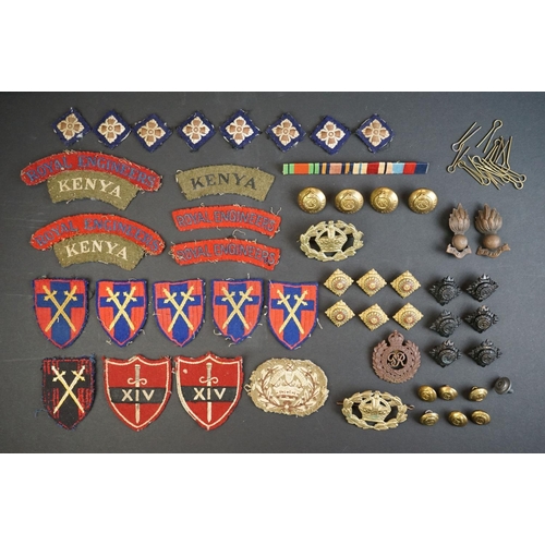 37 - A Small Group Of British Military Collectables To Include Medal Bar, Badges And Buttons Mostly Relat... 