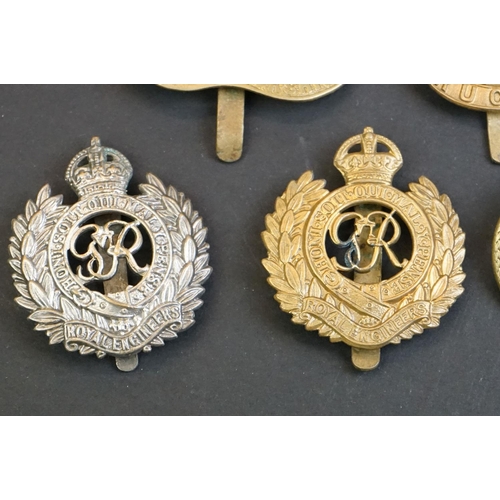 38 - A Small Collection Of British & Commonwealth Military Cap Badges, Buttons & Titles To Include The Ro... 