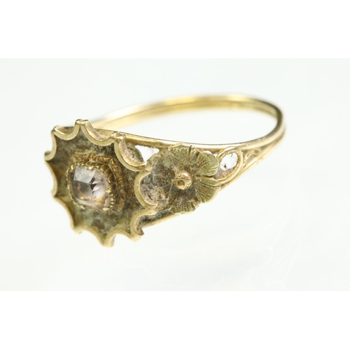 26 - 19th century quartz yellow metal ring, the square step cut quartz measuring approx 3mm x 3mm, rubove... 