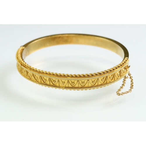 11 - Victorian Etruscan revival 15ct yellow gold hinged bangle, rope twist and granulation detailing, wid... 