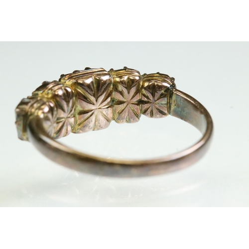 18 - 19th century green stone rose metal five stone ring, five graduated step mixed cut green stones, pos... 