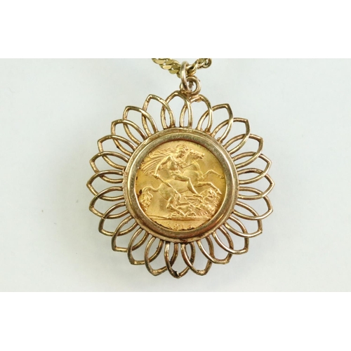 47 - Full sovereign coin pendant necklace, George V dated 1915, 9ct gold mount, 9ct yellow gold flat curb... 