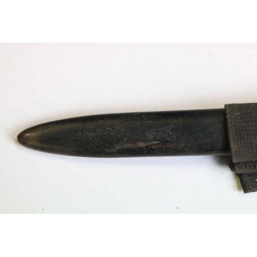 66 - A British No.9 Mk 1 Bayonet Complete With Scabbard And Frog.