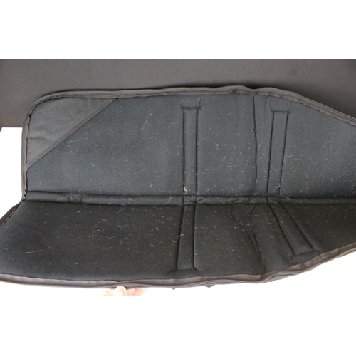 72 - A Black Canvas Rifle / Gun Case.